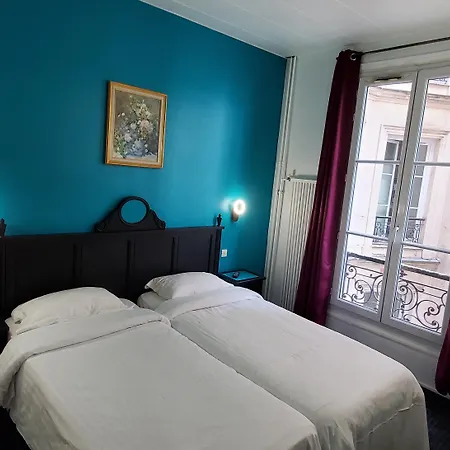 Metropol Hotel 3*