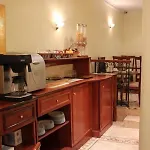 מלון Metropol 3*