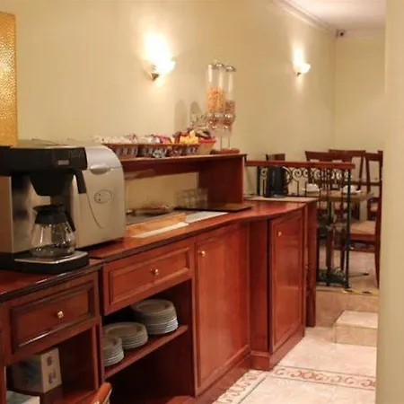 Hotel Metropol 3*